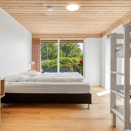 度假居 Maris - 20km From The Sea By Interhome