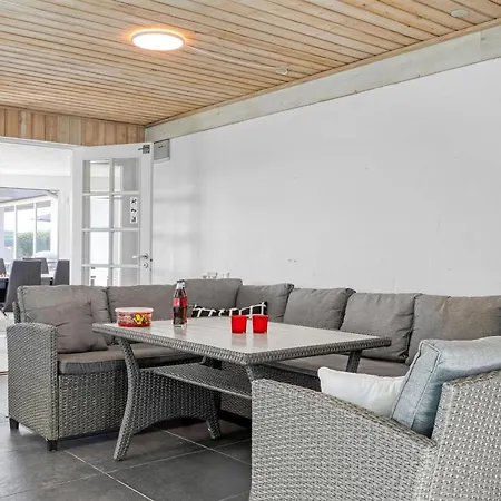 Maris - 20km From The Sea By Interhome *